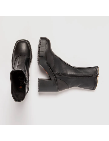 1973 Berna, Art Company , bota