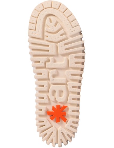 1532 Brighton Art Company , bota