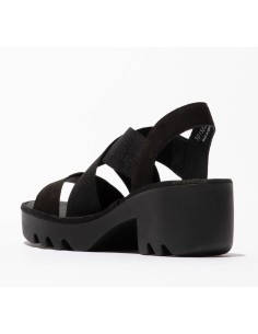 TAJI 502 - Fly London