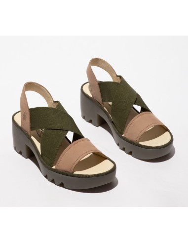 TAJI 502 - Fly London