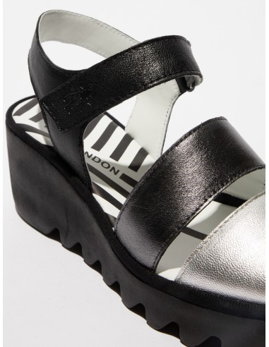 BEXI 575 - Fly London