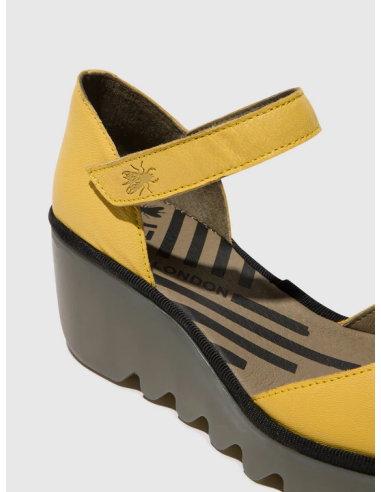 Zapato Mujer Cuña BISO 305 - Fly London