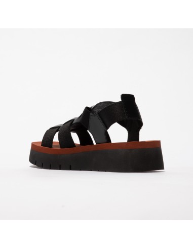 SAMB 245 - Fly London